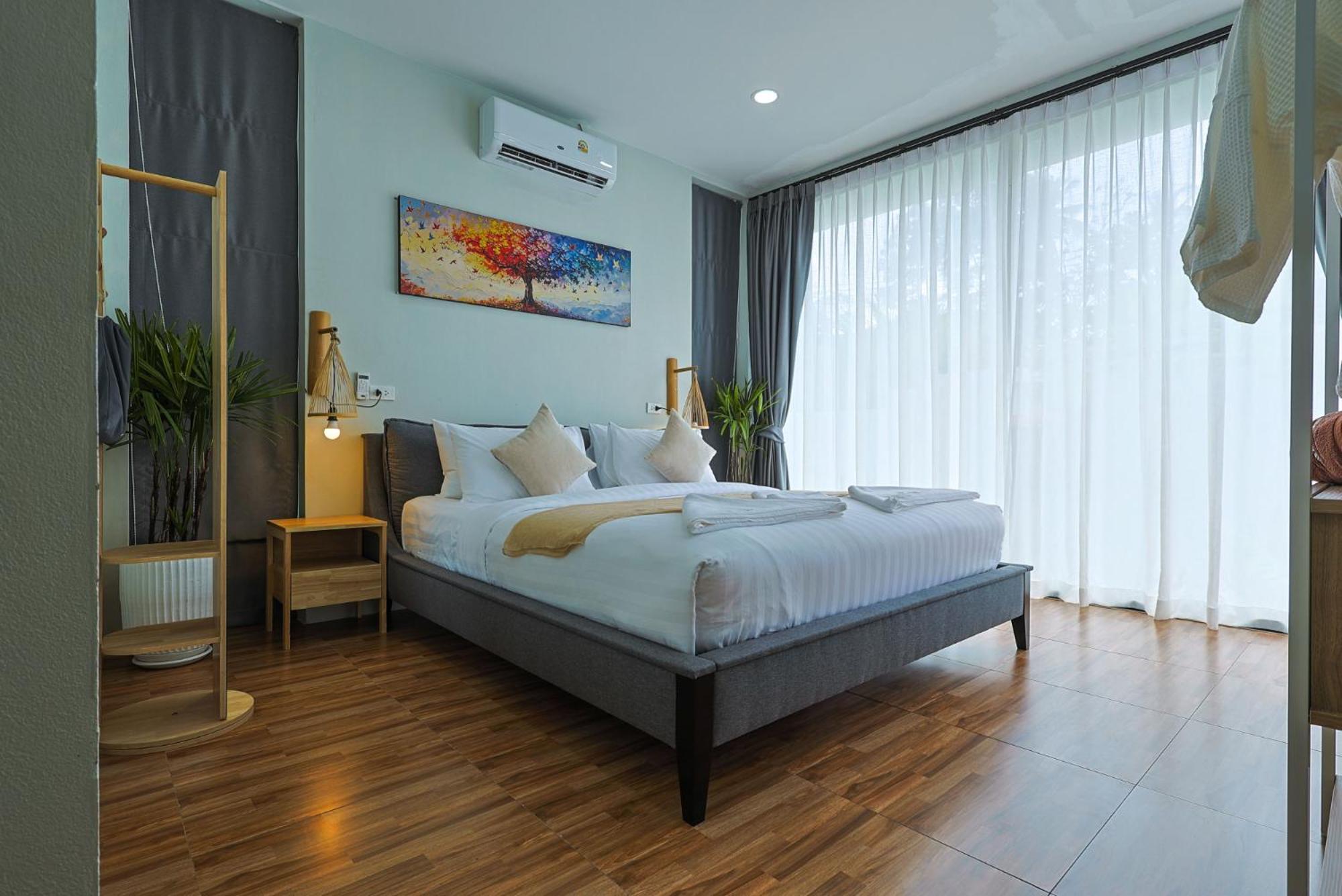 Luna Mara Villa